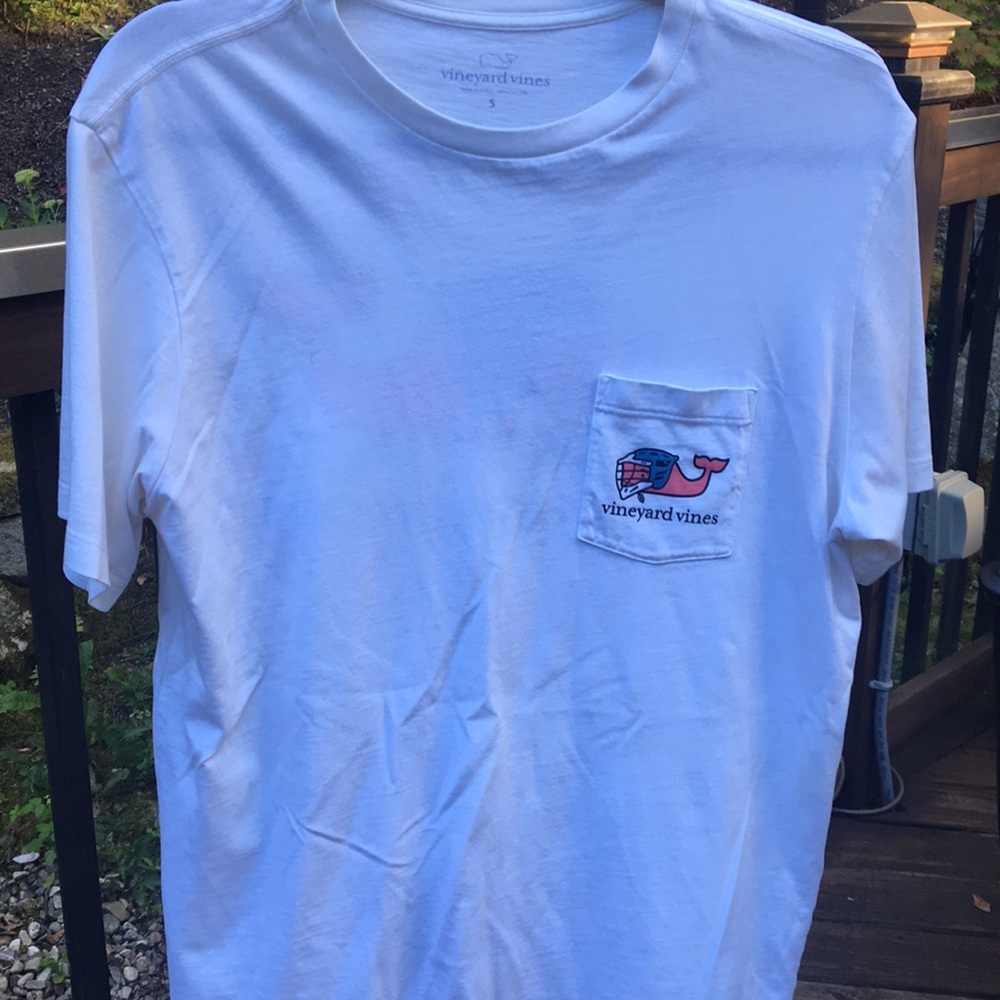 Vineyard Vines Lacrosse t shirt